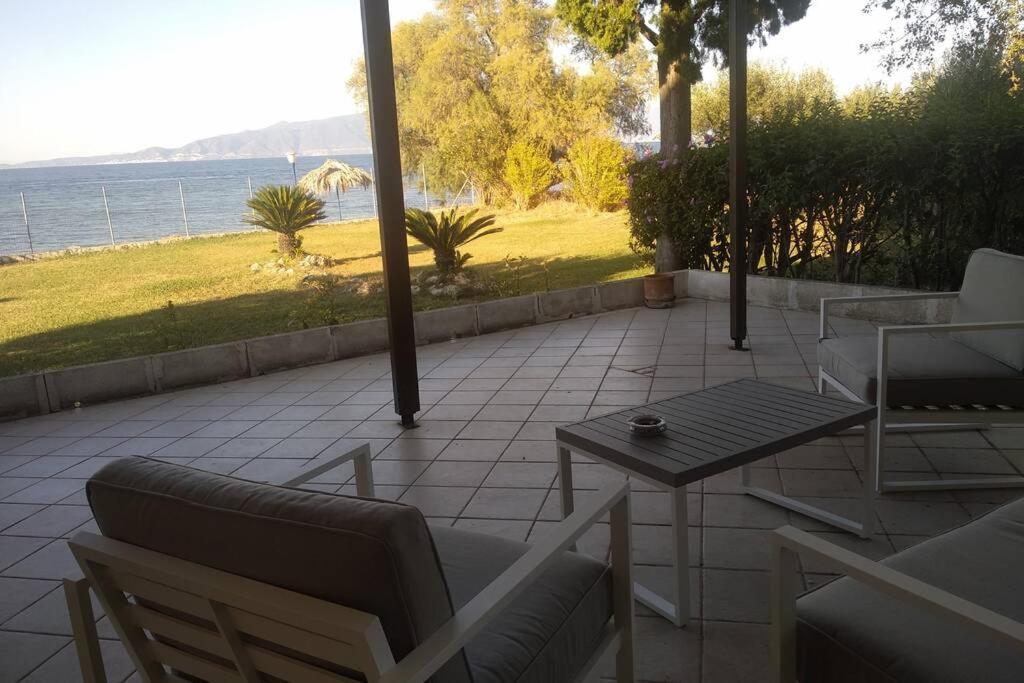 Kalypso Relaxing Shelter Apartment Arkitsa Bagian luar foto